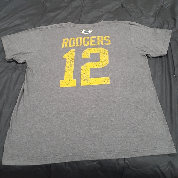 Green Bay Packers Aaron Rodgers #12 t-shirt NFL - Picture 2 of 3